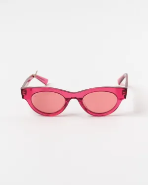 AKILA MABEL Sunglasses in Pink/Pink
