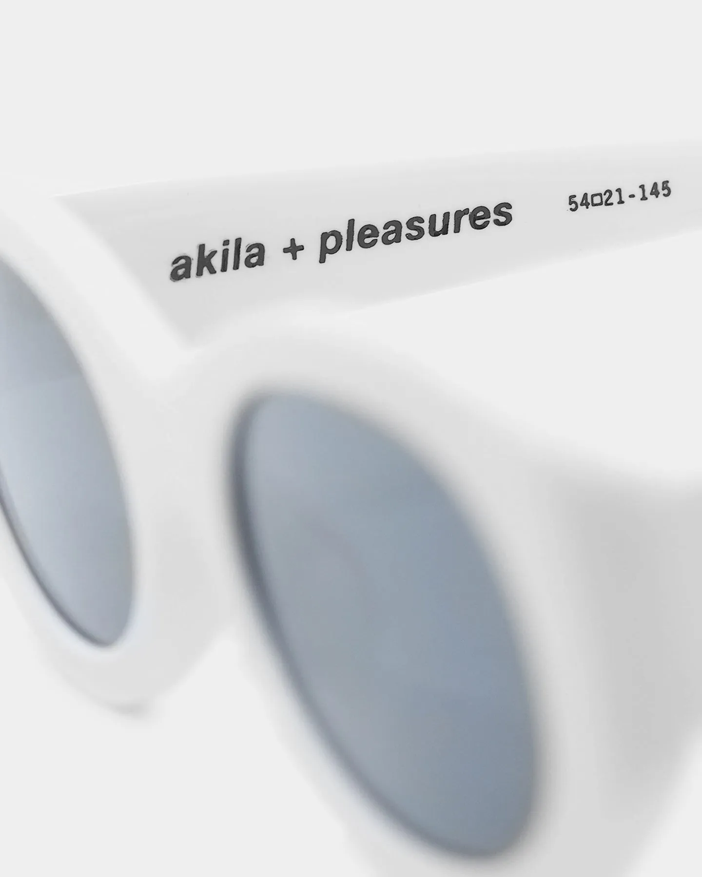 Akila Unisex Pleasures x Akila Lithium Sunglasses White/Black