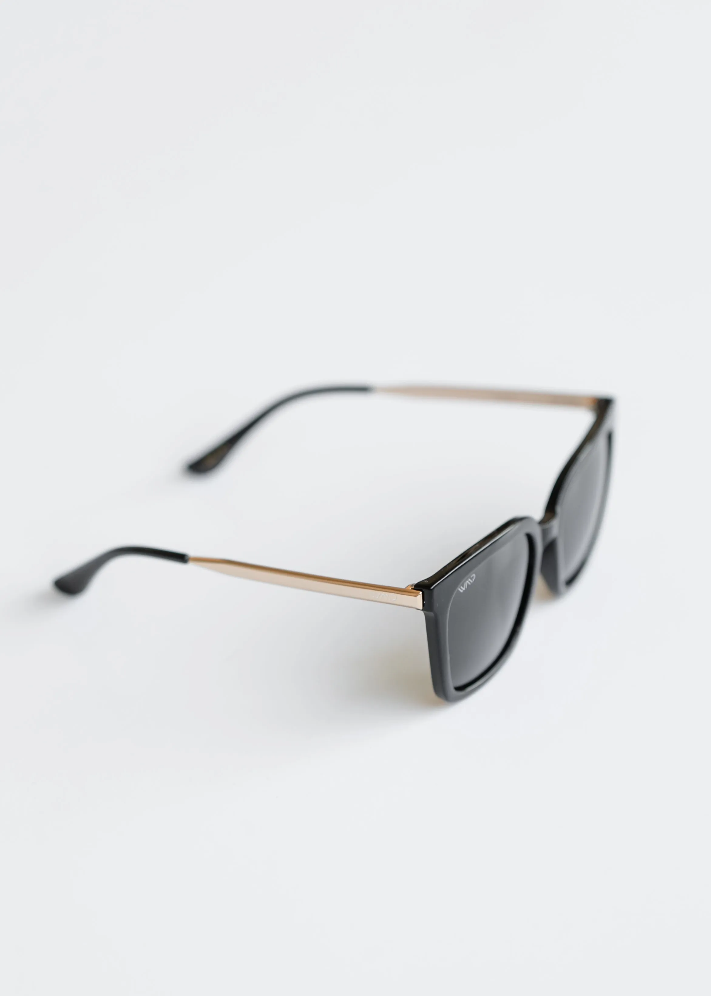 Black Square Frame Polarized Sunglasses