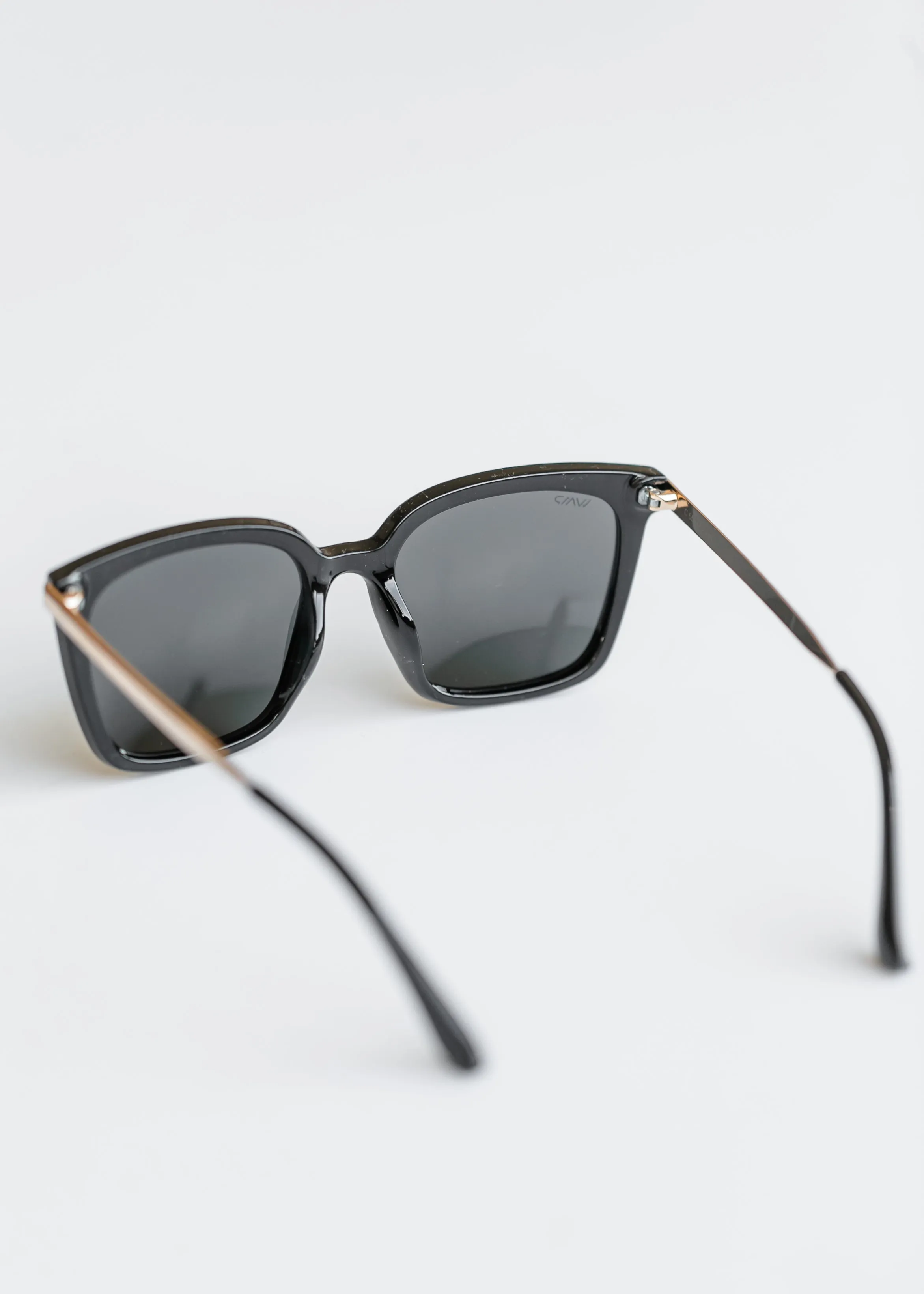 Black Square Frame Polarized Sunglasses