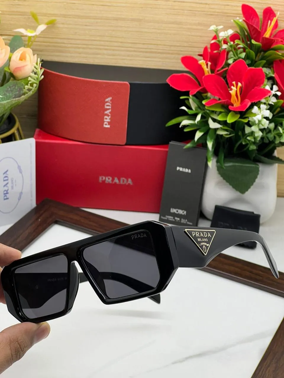 DNG Unisex Premium Quality Sunglasses