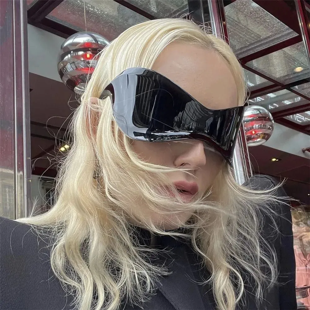 Futuristic Sunglasses for Men Women Oversized Wrap Around Punk Y2K Sunglasses Silver Outdoor Sport Sun Glasses Rimless Shades