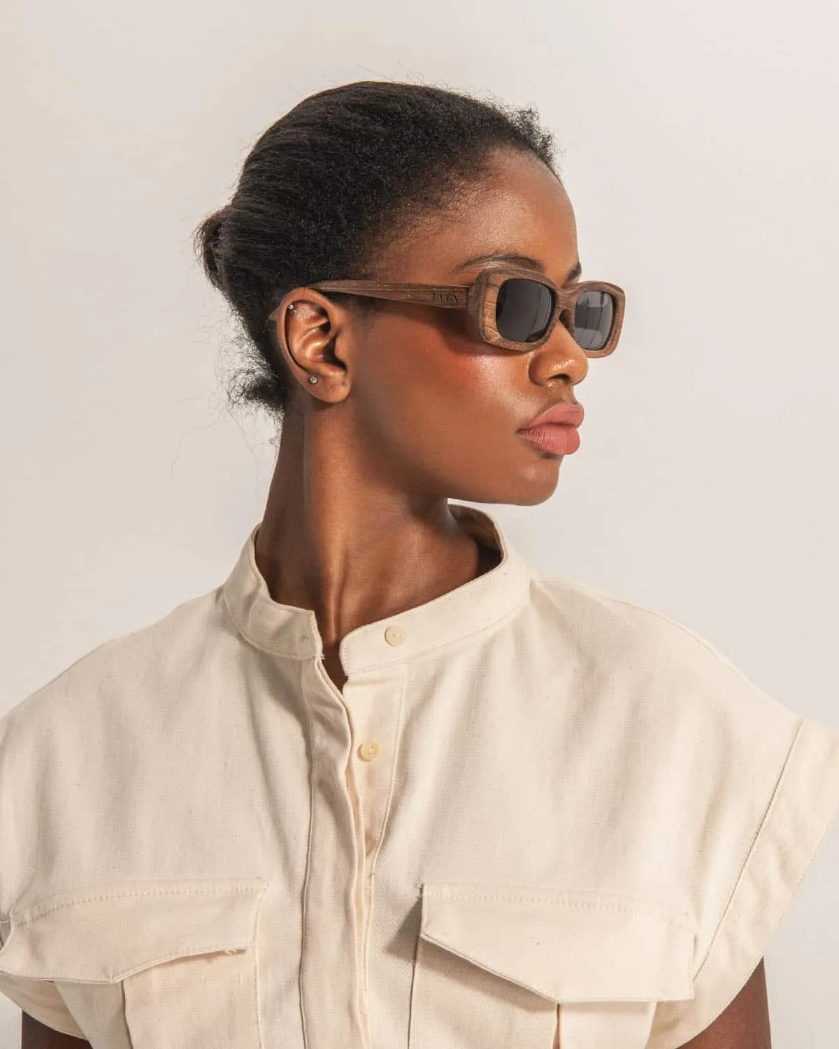 JUNTA Sunglasses - Walnut wood