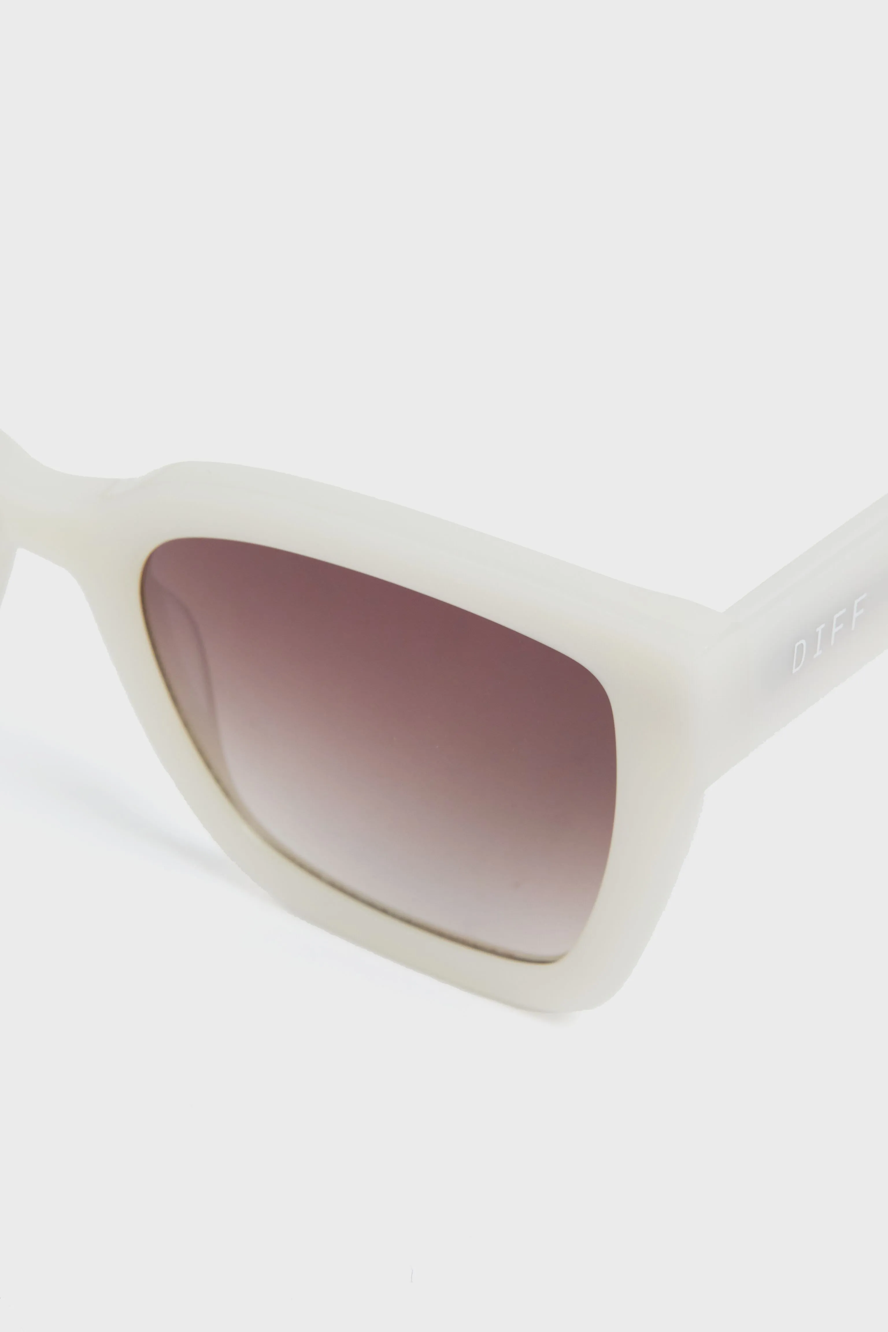 Meringue and Brown Gradient Rhys Sunglasses