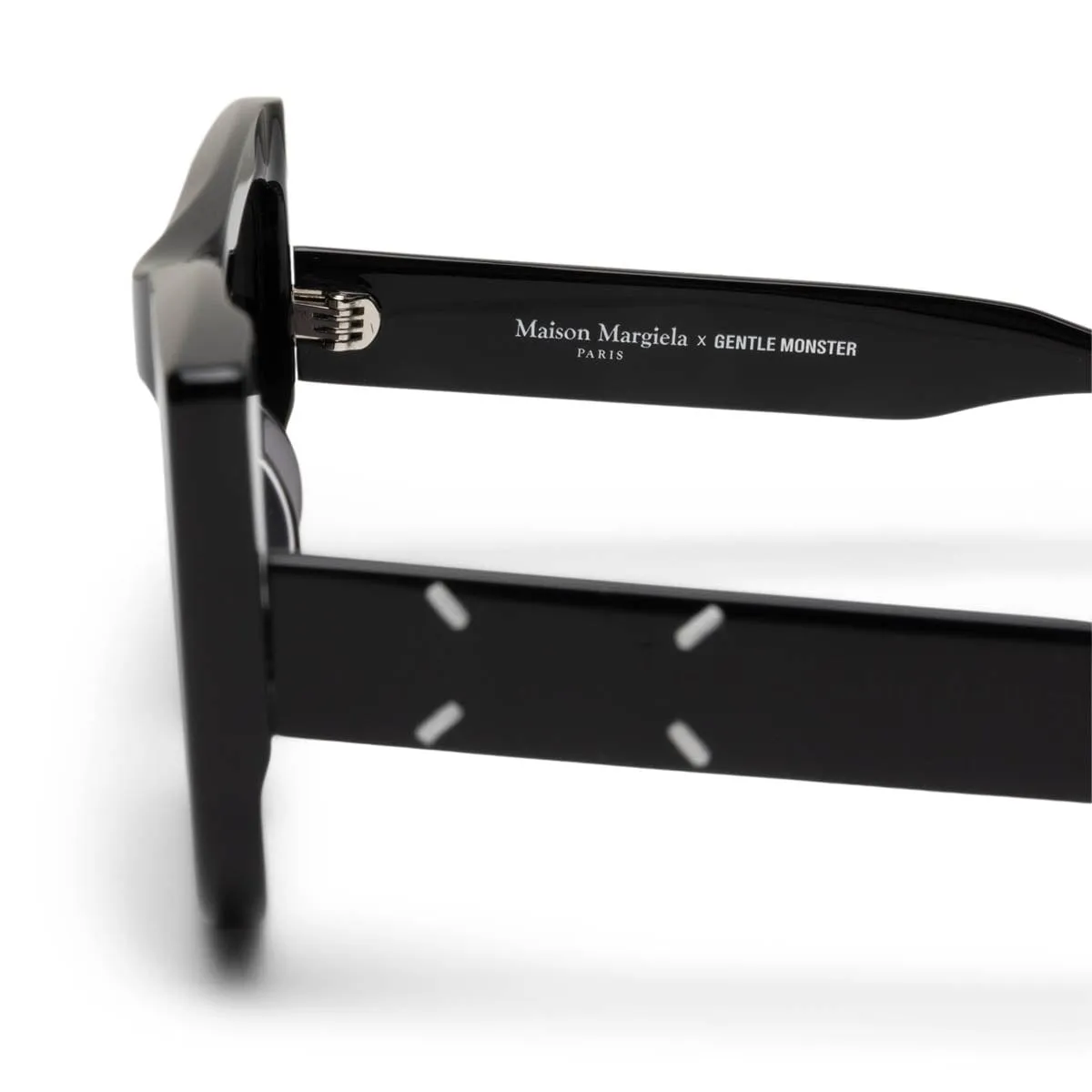 X MAISON MARGIELA MM008-01